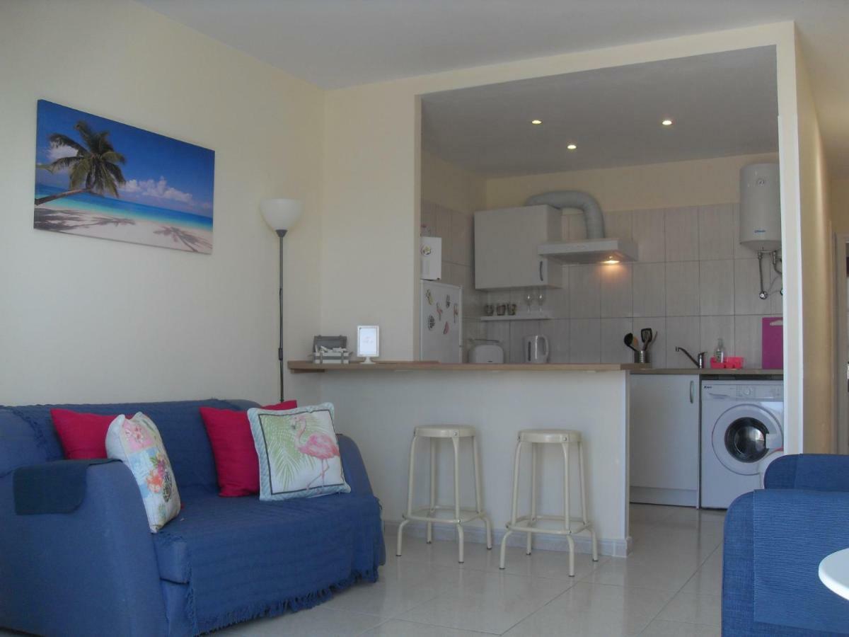Irene Apartment ปูแอร์โตเดลคาร์เมน ภายนอก รูปภาพ